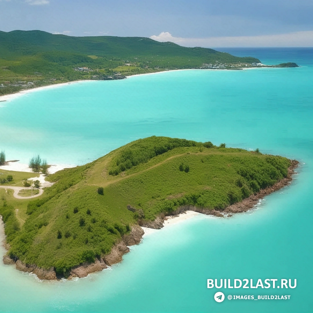Пляж с розовым песком и кристально чистой водой на острове Харбор, Багамы